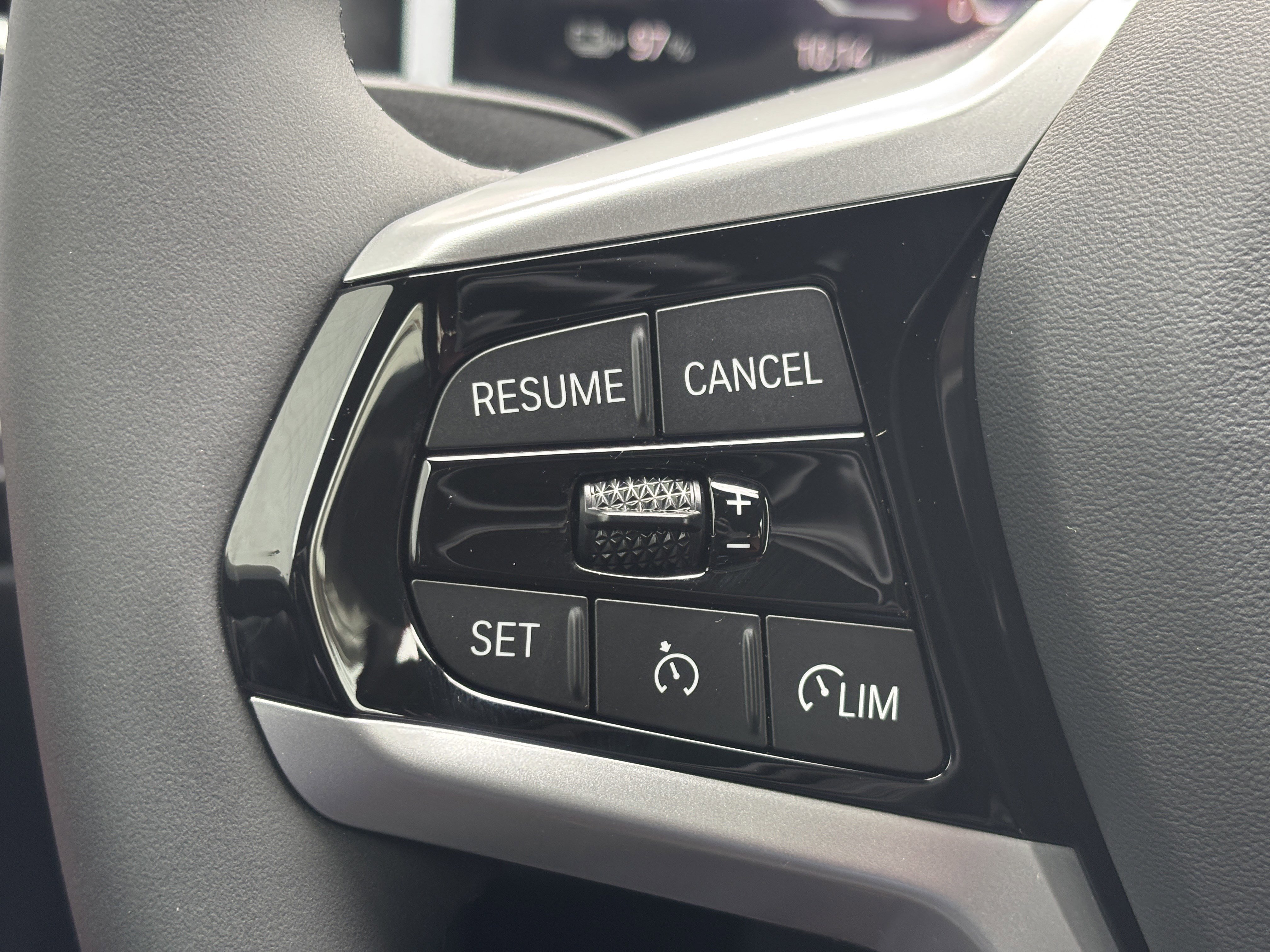 Used 2026 BMW i4 eDrive40 w/ Parking Assistance Package image 11