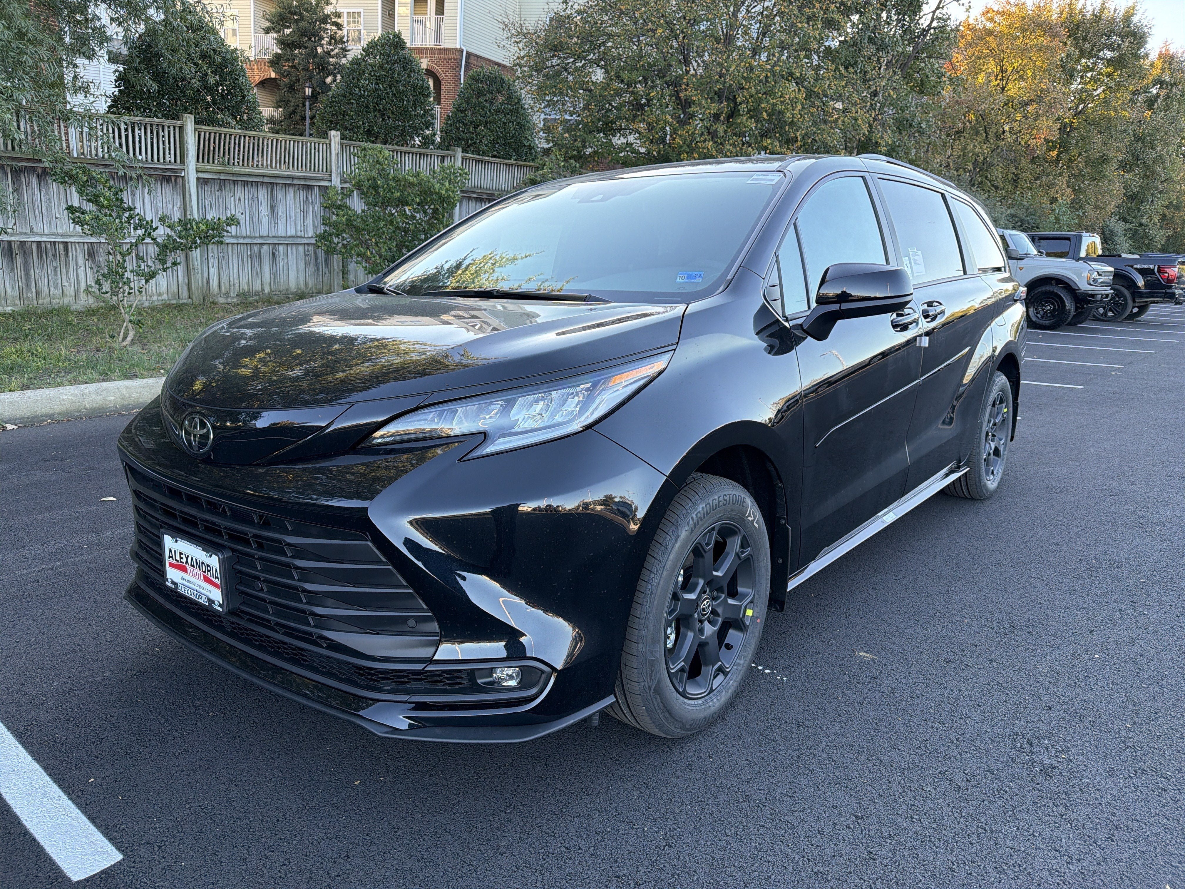 New 2026 Toyota Sienna XLE Woodland Edition