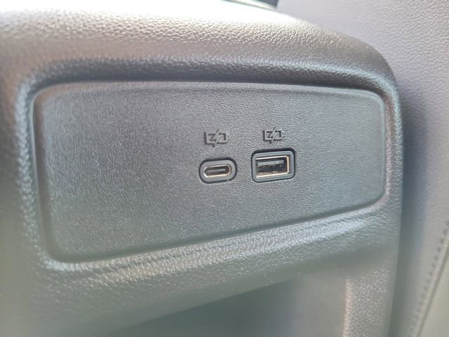 Used 2024 Chevrolet Trax LT image 16