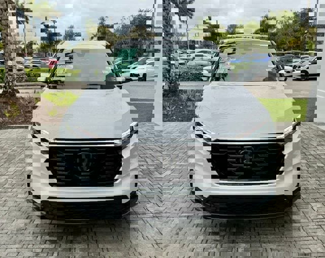 Used 2023 Honda CR-V EX image 2