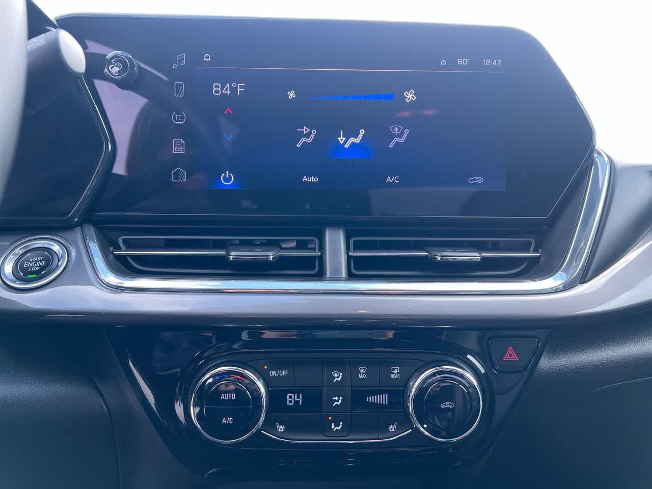 Used 2025 Chevrolet Trax ACTIV FWD image 19