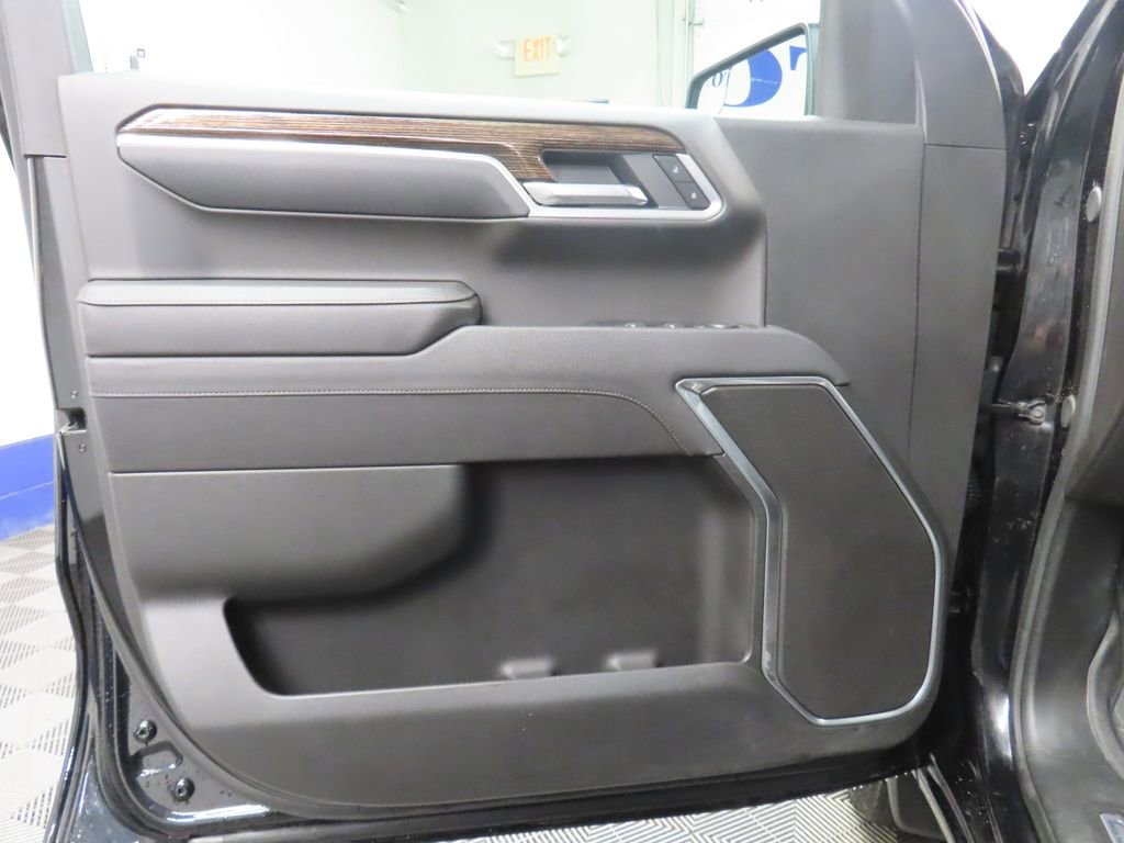 Used 2025 GMC Sierra 1500 Elevation AWD/4WD image 50