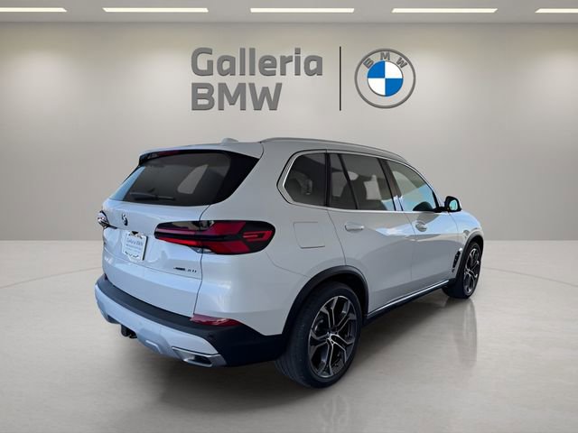 New 2026 BMW X5 xDrive40i w/ Premium Package AWD/4WD image 6