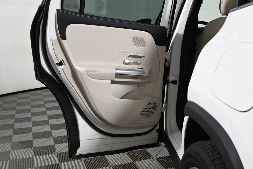 Used 2026 Mercedes-Benz GLA 250 4MATIC image 31