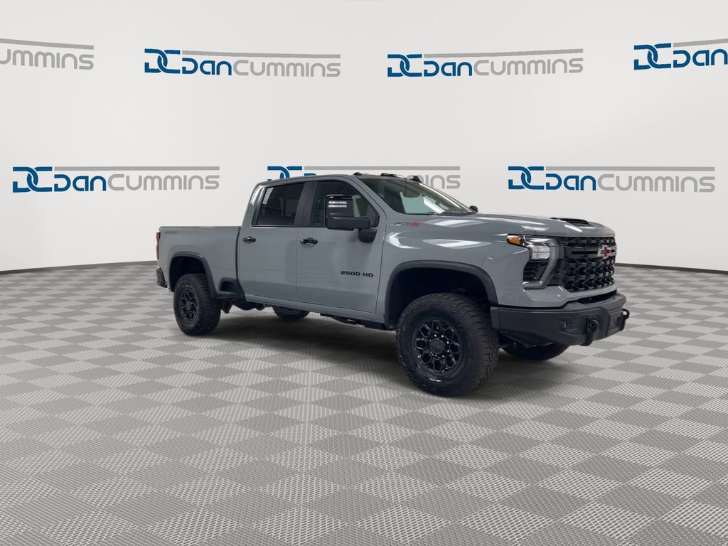 Used 2024 Chevrolet Silverado 2500 ZR2 w/ ZR2 Bison Edition image 2