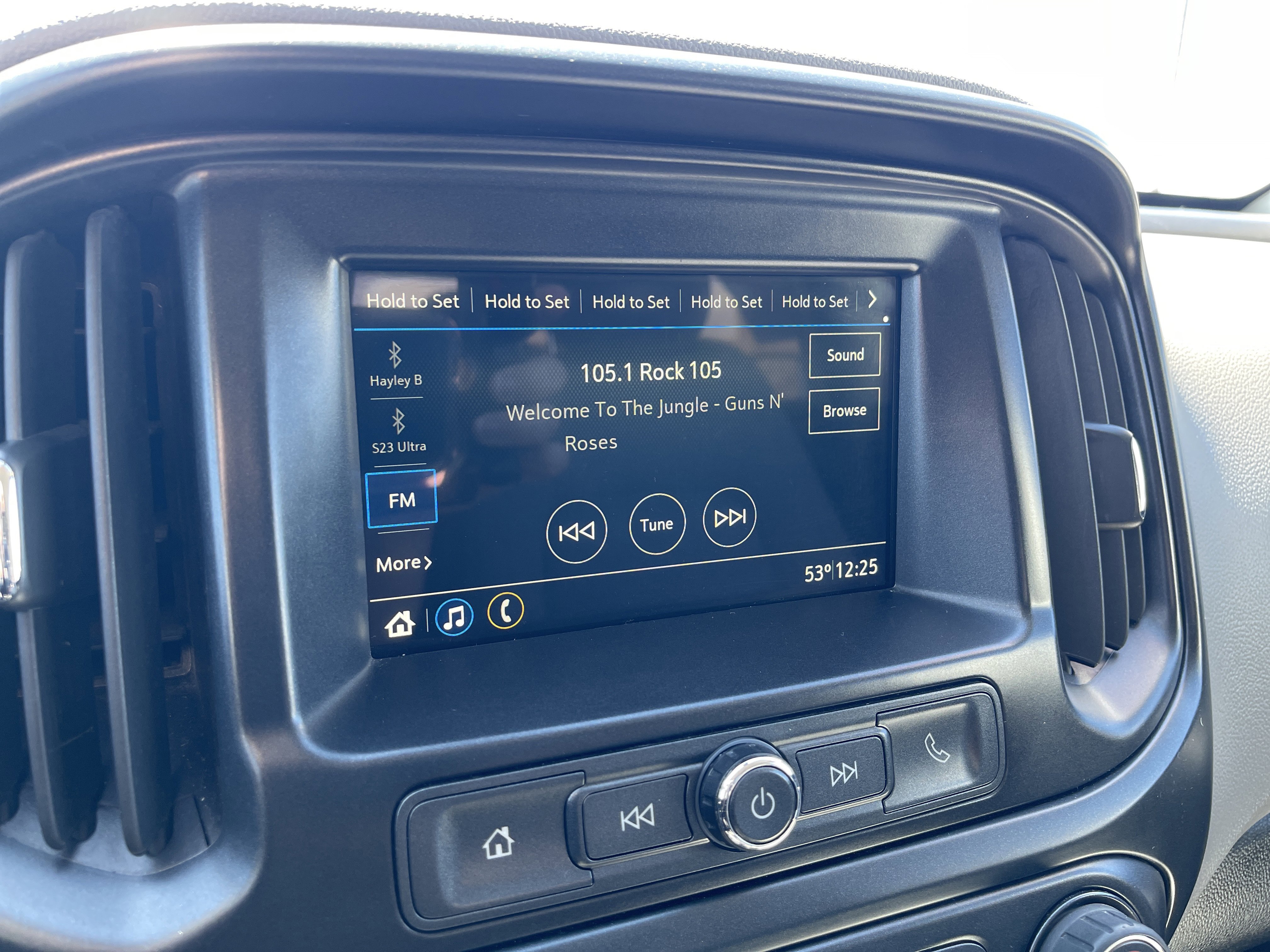 Used 2019 Chevrolet Colorado W/T w/ WT Convenience Package AWD/4WD image 18