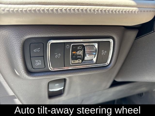 Used 2021 Lincoln Nautilus Reserve FWD image 24