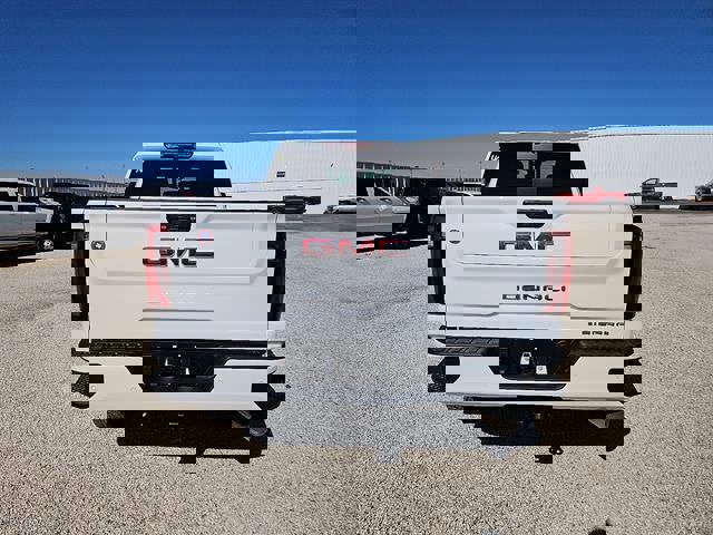 New 2026 GMC Sierra 2500 Denali w/ Denali Reserve Package image 4