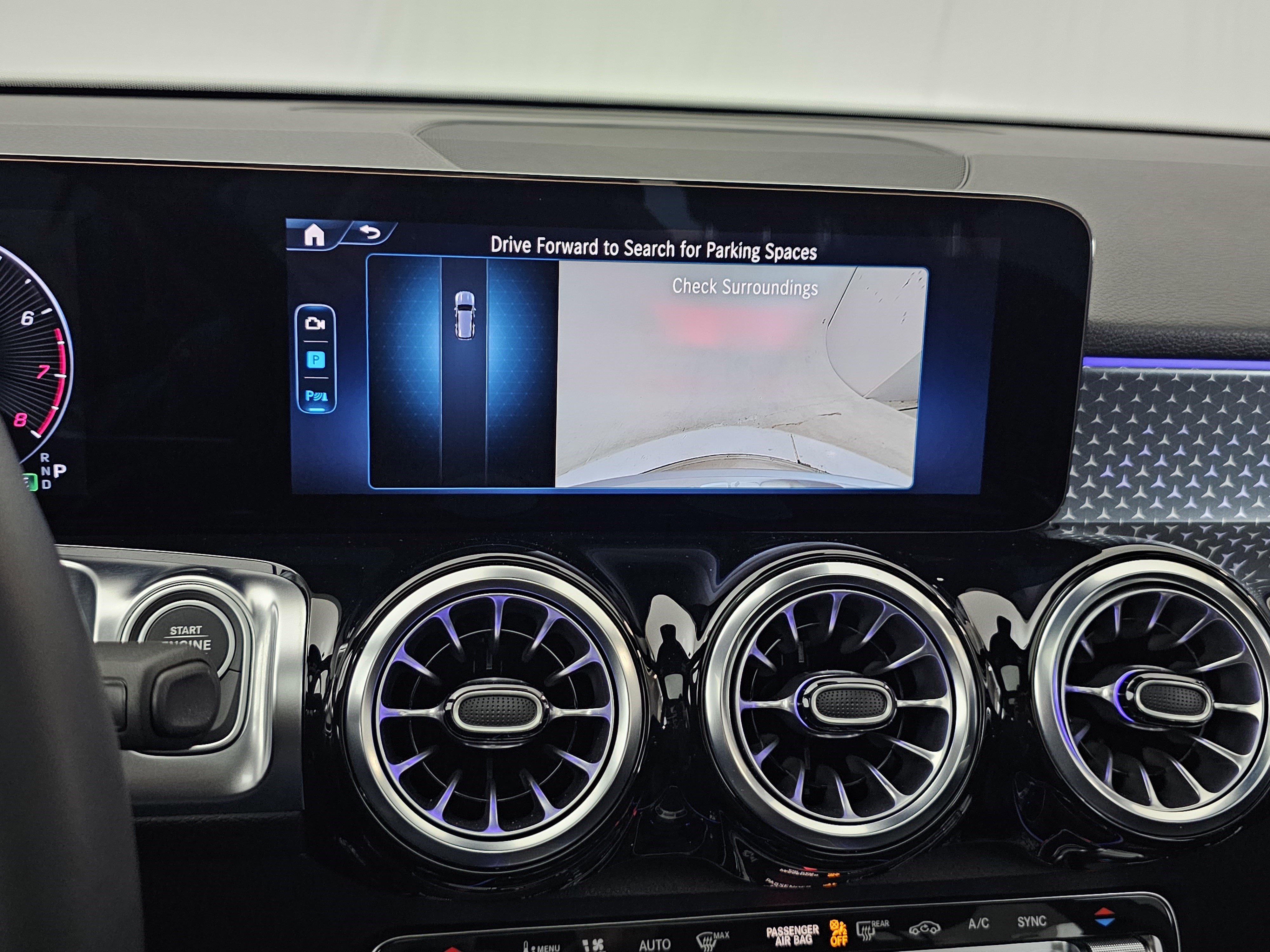 Certified 2025 Mercedes-Benz GLB 250 4MATIC image 45