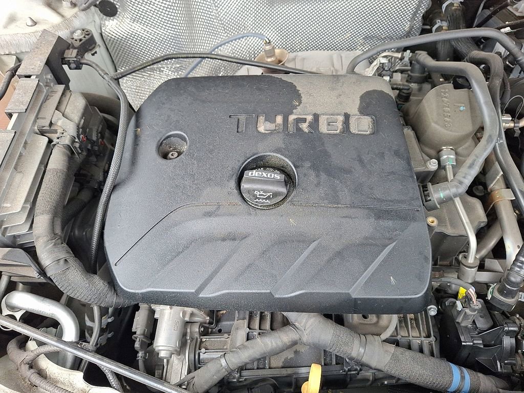 Used 2021 Buick Encore GX Essence w/ Sport Touring Package image 26