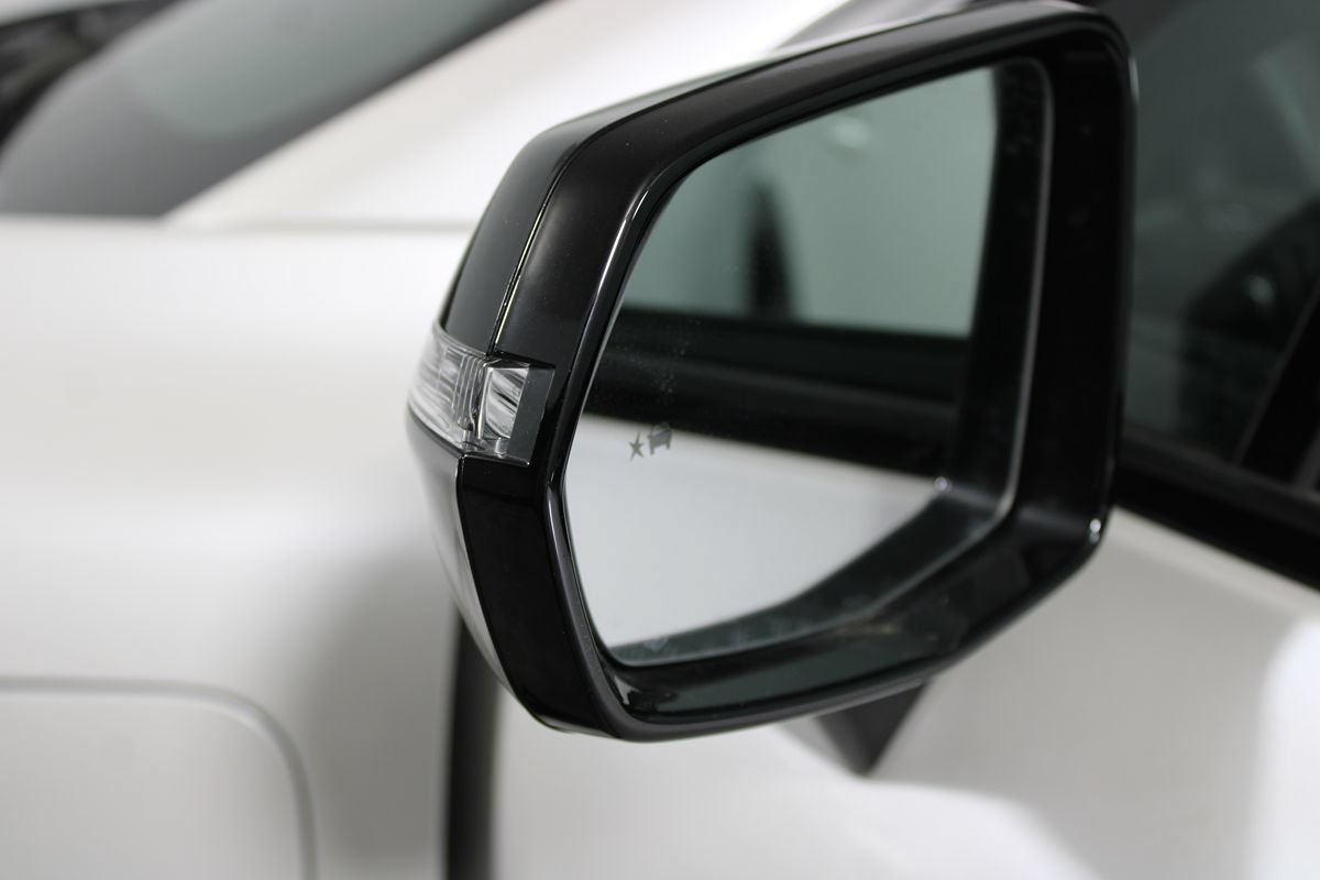 Used 2024 Honda Prologue EX image 35