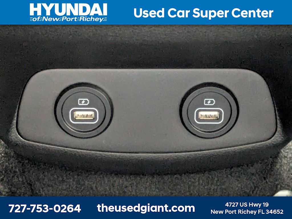 Certified 2023 Hyundai Santa Fe SEL w/ Winter Weather Package FWD image 17