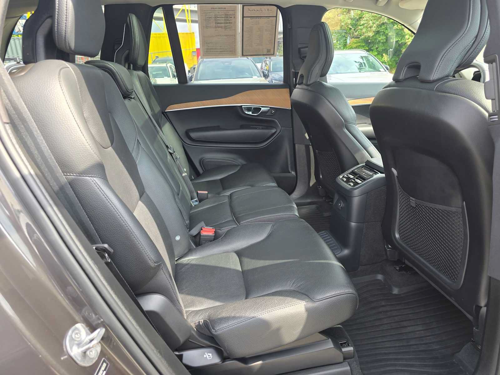Certified 2023 Volvo XC90 T8 Plus w/ Protection Package Premier AWD/4WD image 13