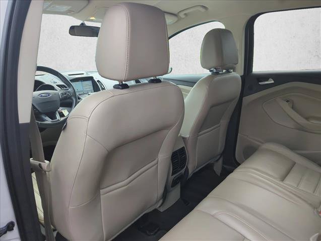 Used 2017 Ford Escape SE w/ SE Leather Comfort Package FWD image 22