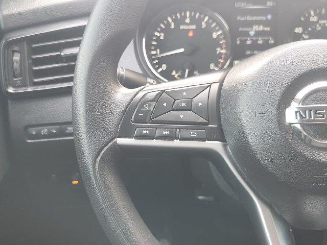 Used 2017 Nissan Rogue S FWD image 27