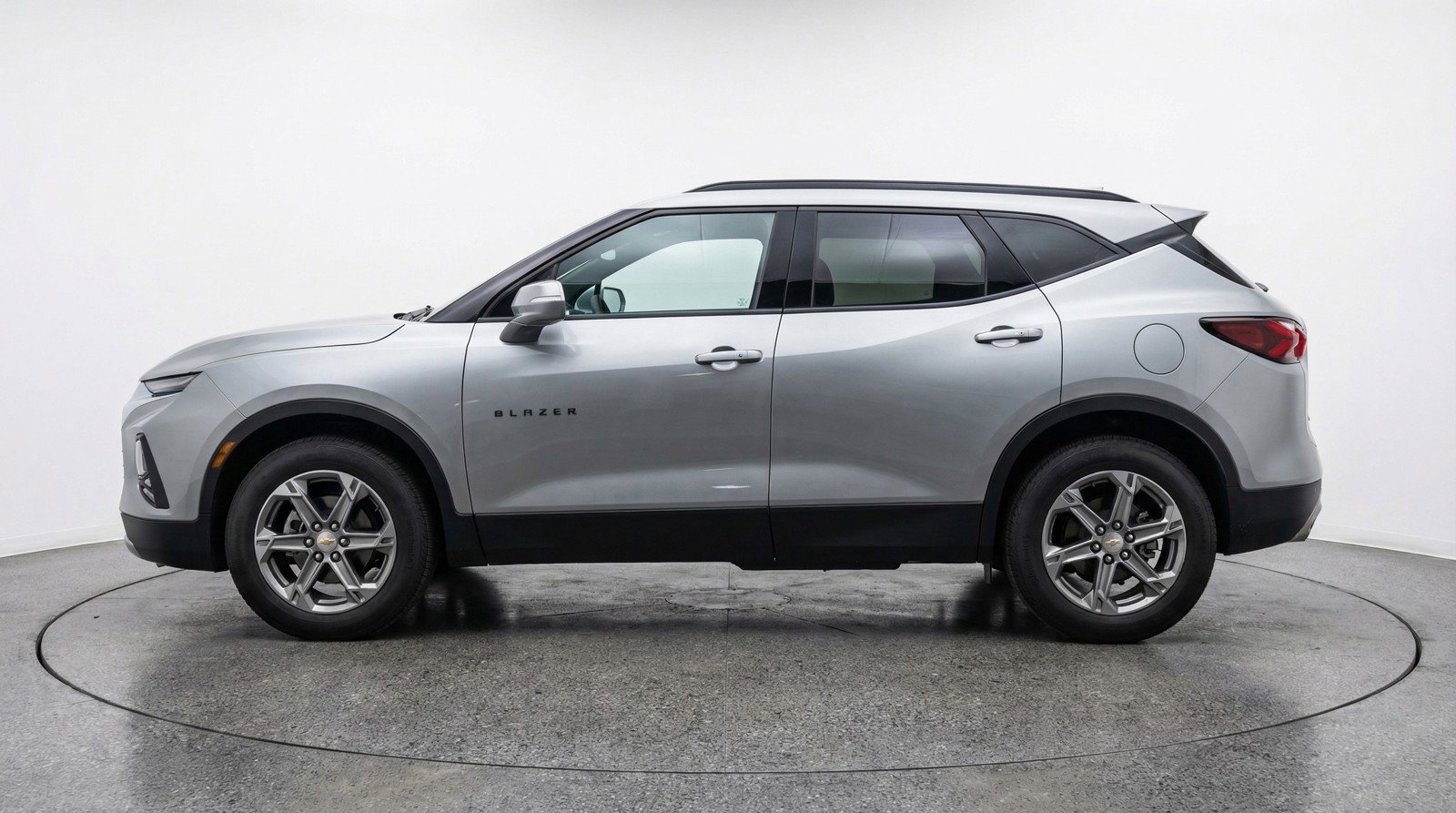 Used 2025 Chevrolet Blazer LT image 5