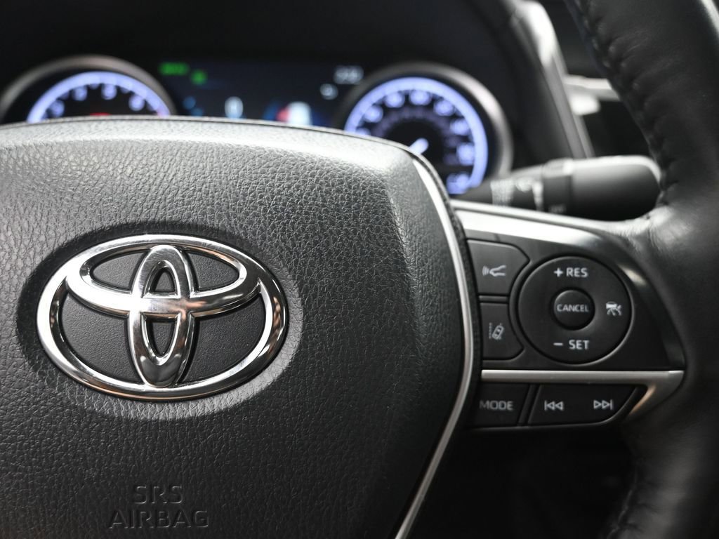 Used 2023 Toyota Camry XLE w/ Cold Weather Package image 14