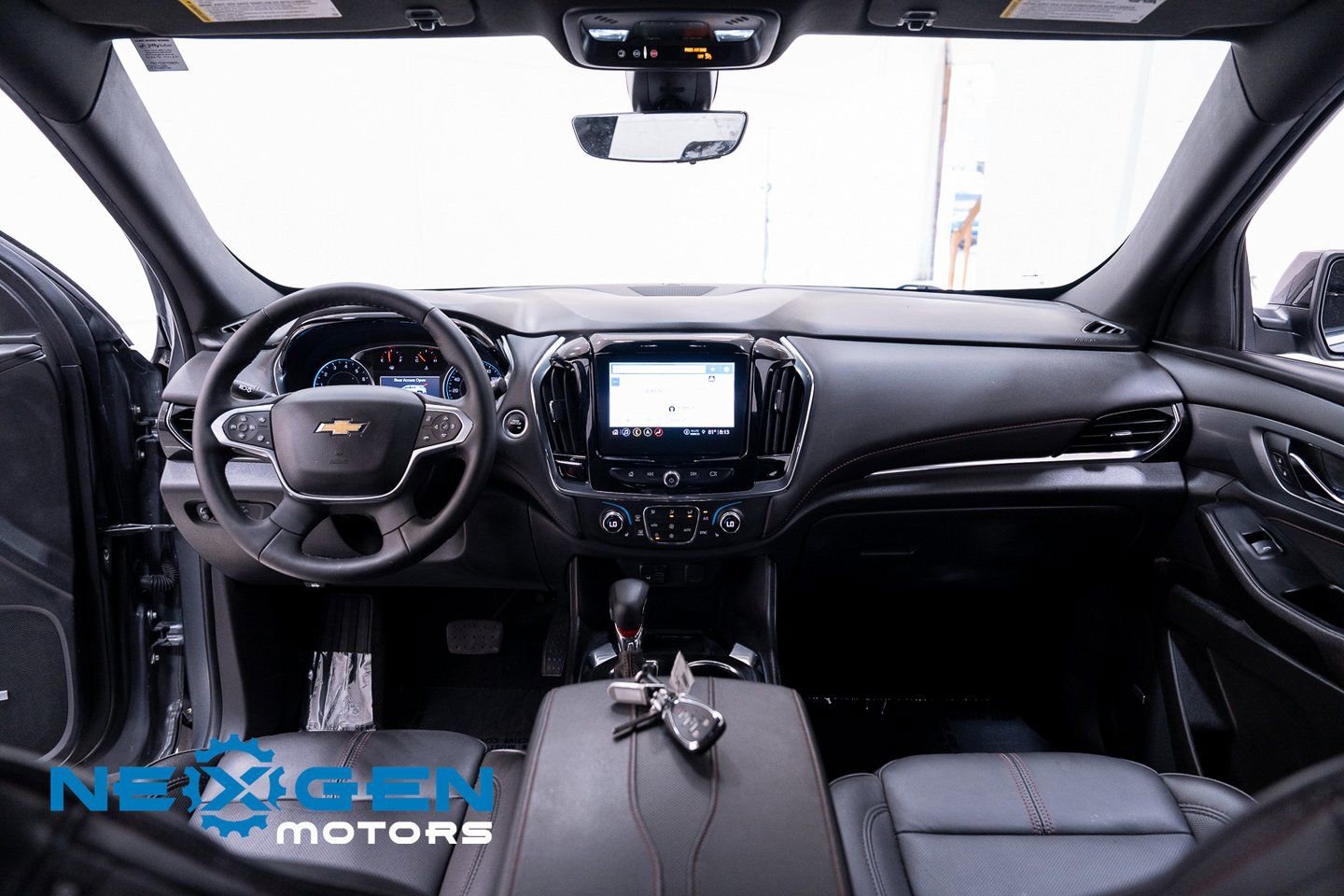 Used 2023 Chevrolet Traverse RS w/ LPO, Floor Liner Package image 7