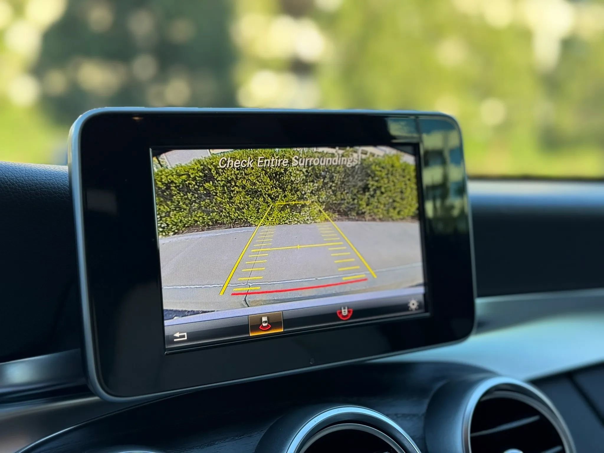 Used 2017 Mercedes-Benz C 300 Sedan image 25