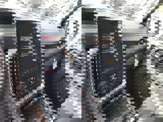 New 2026 GMC Yukon Denali image 26