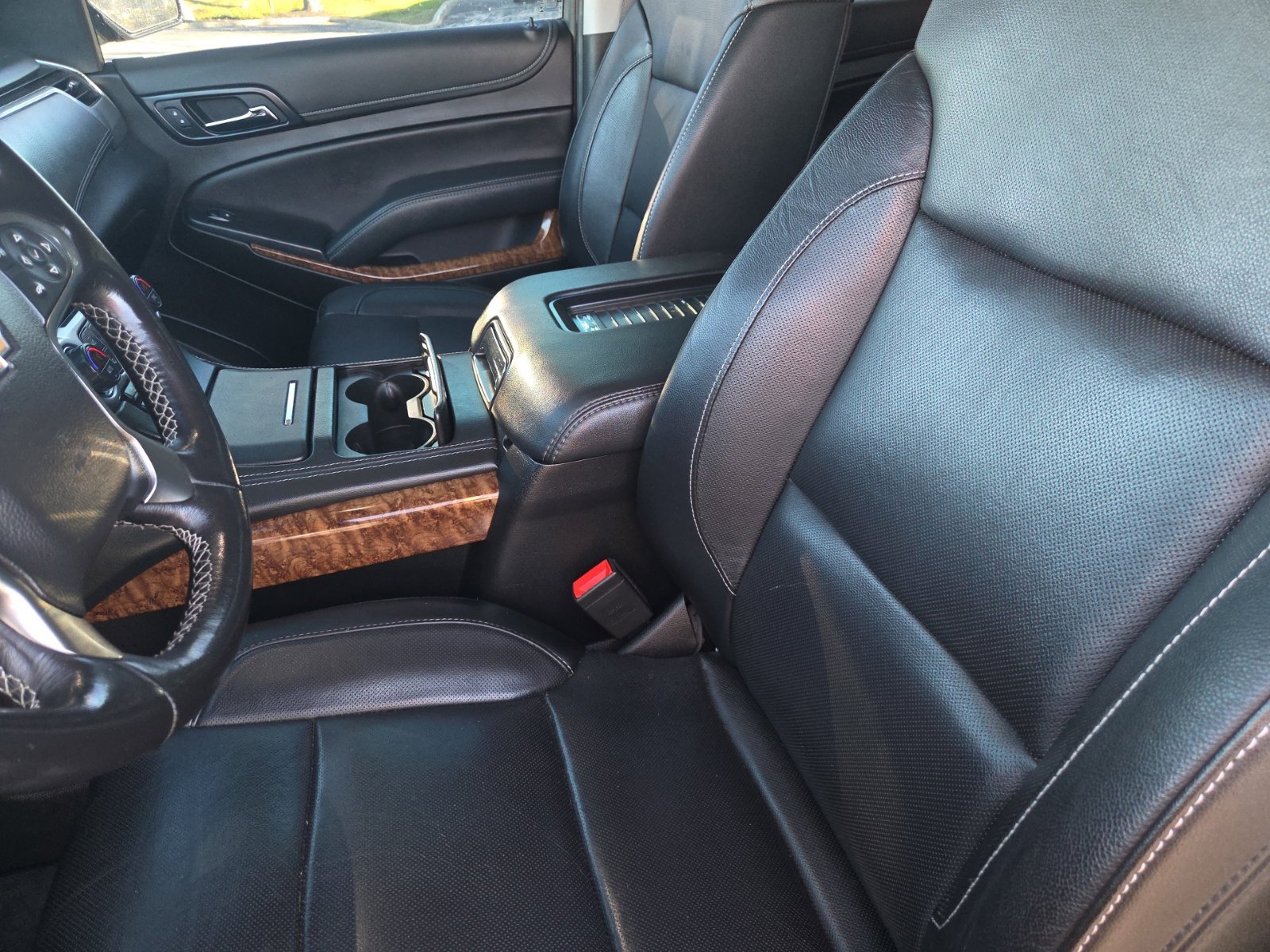 Used 2019 Chevrolet Tahoe Premier AWD/4WD image 23
