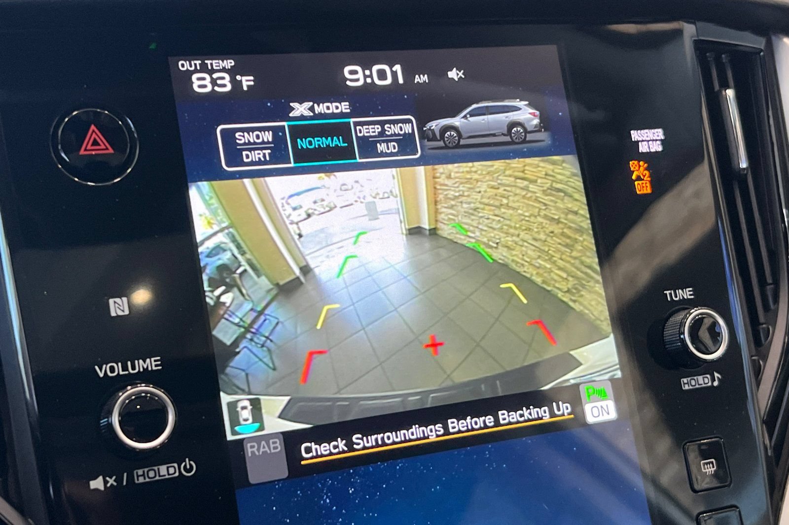 Certified 2025 Subaru Outback Onyx Edition XT AWD/4WD image 18