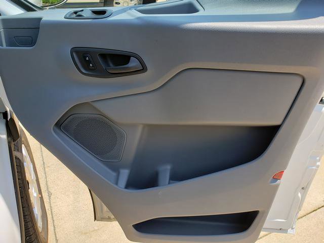 Used 2015 Ford Transit 350 XLT RWD image 18