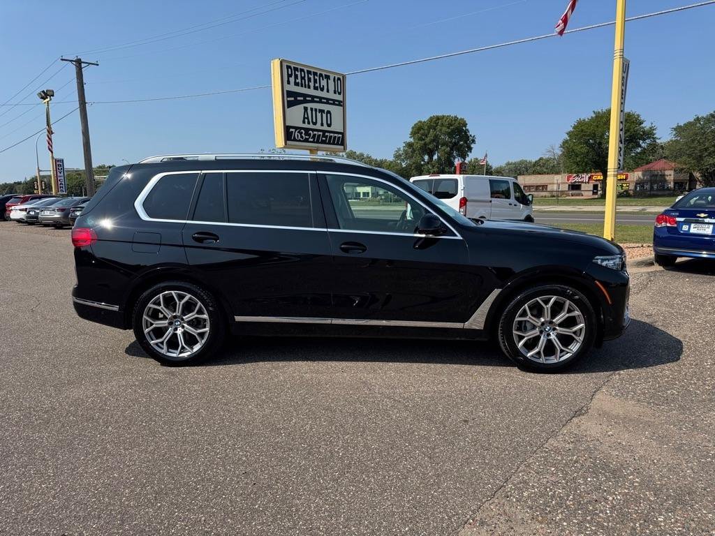 Used 2019 BMW X7 xDrive40i w/ Cold Weather Package AWD/4WD image 3