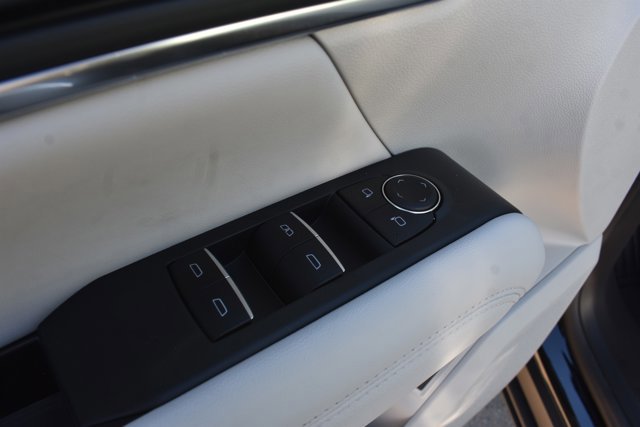 Used 2026 GMC Terrain Denali image 14