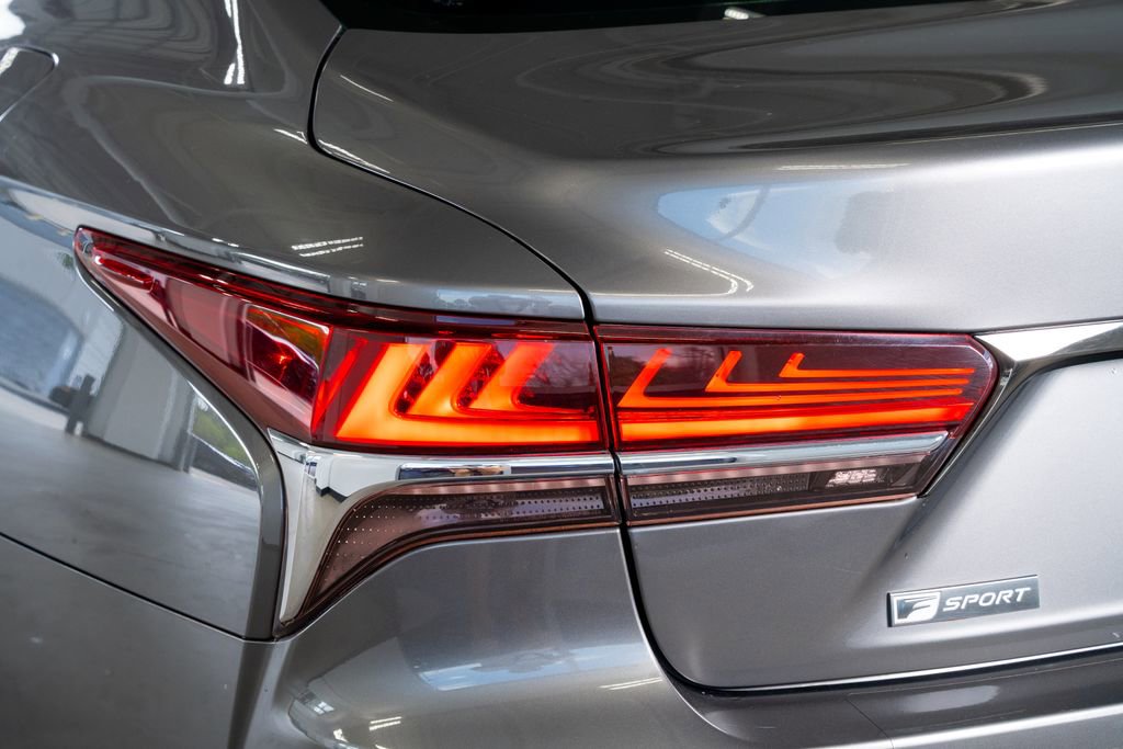 Used 2018 Lexus LS 500 F Sport w/ Accessory Package (Z2) image 23