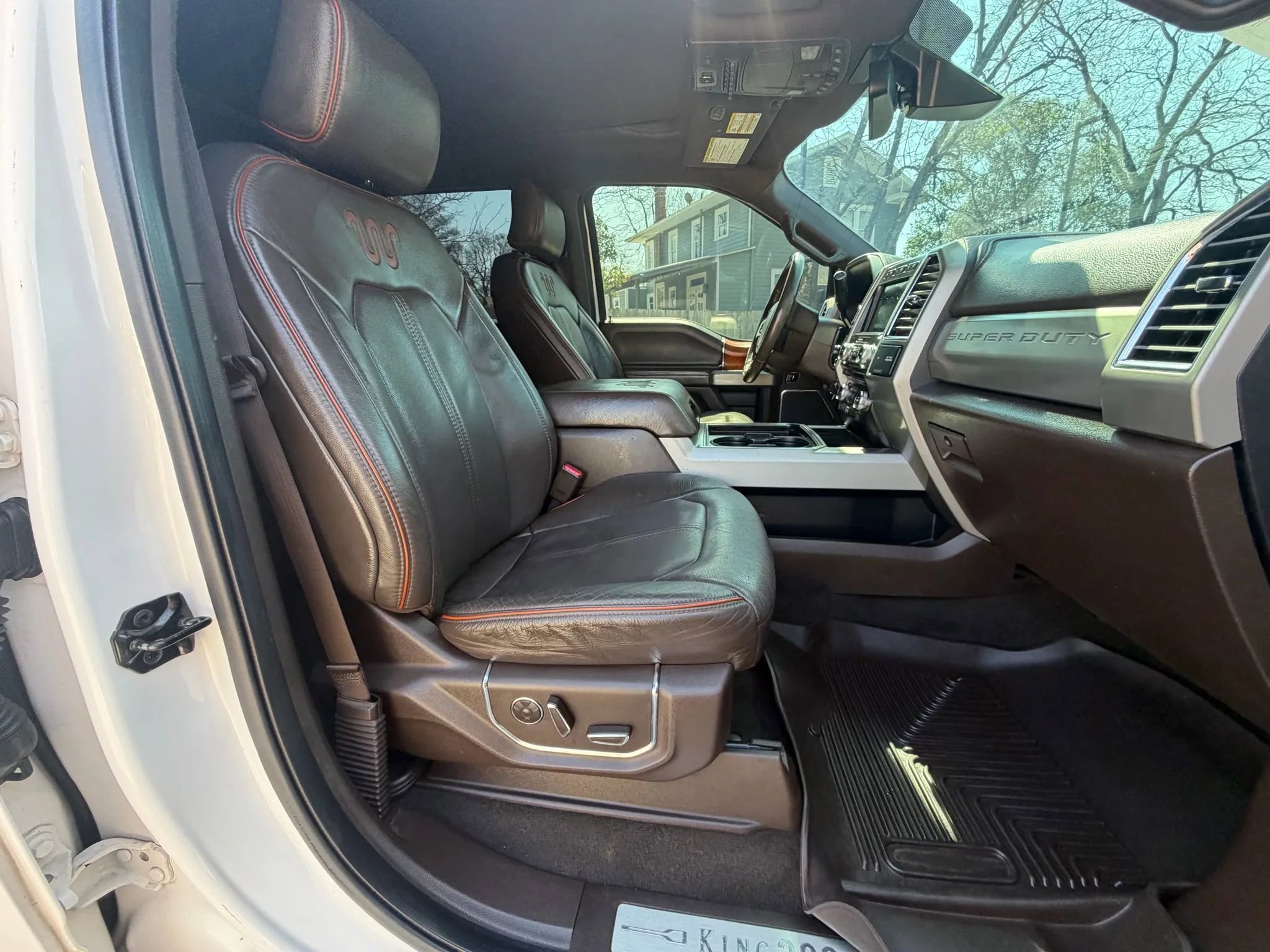 Used 2017 Ford F250 King Ranch w/ King Ranch Ultimate Package AWD/4WD image 14