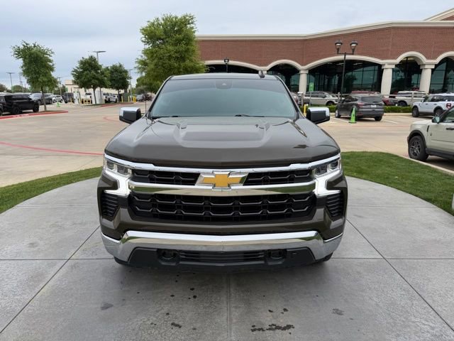 Used 2023 Chevrolet Silverado 1500 LT image 2