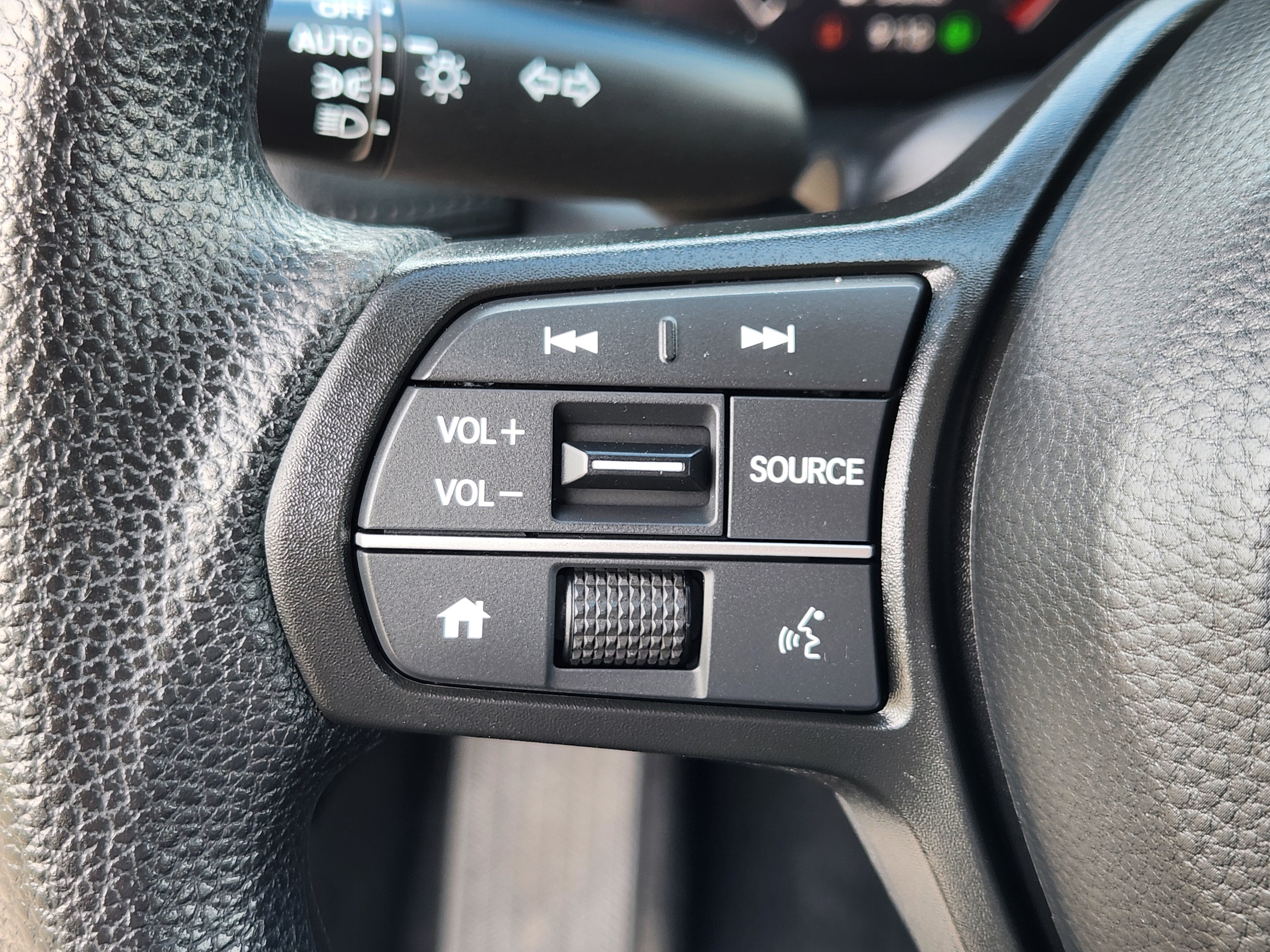 Certified 2024 Honda HR-V LX image 22