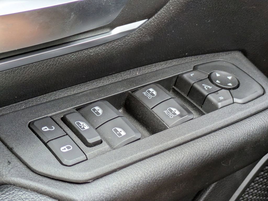 Used 2025 RAM 1500 Big Horn image 25