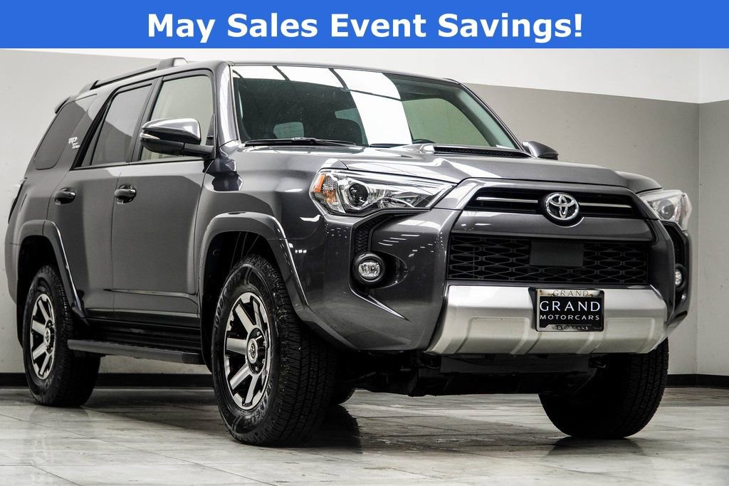 Used 2023 Toyota 4Runner TRD Off-Road Premium w/ Moonroof Package AWD/4WD image 4