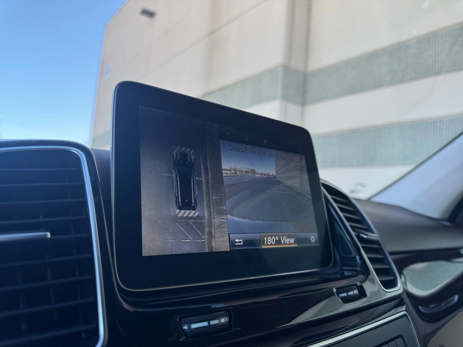 Used 2018 Mercedes-Benz GLE 350 4MATIC image 30