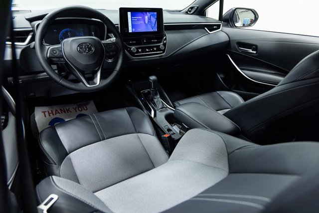 Used 2025 Toyota Corolla XSE image 20