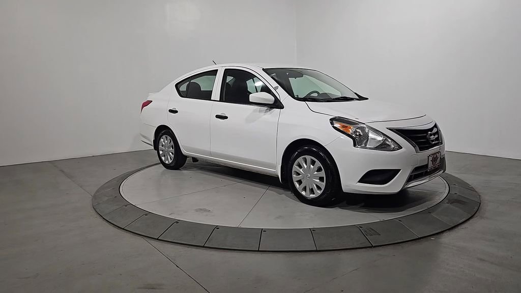 Used 2018 Nissan Versa S Plus image 8
