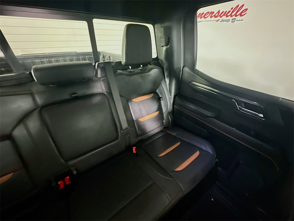 Used 2024 GMC Sierra 1500 AT4 w/ Technology Package image 14