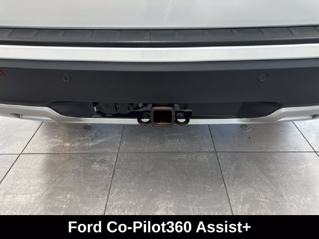 Used 2023 Ford Explorer XLT w/ Equipment Group 202A AWD/4WD image 10