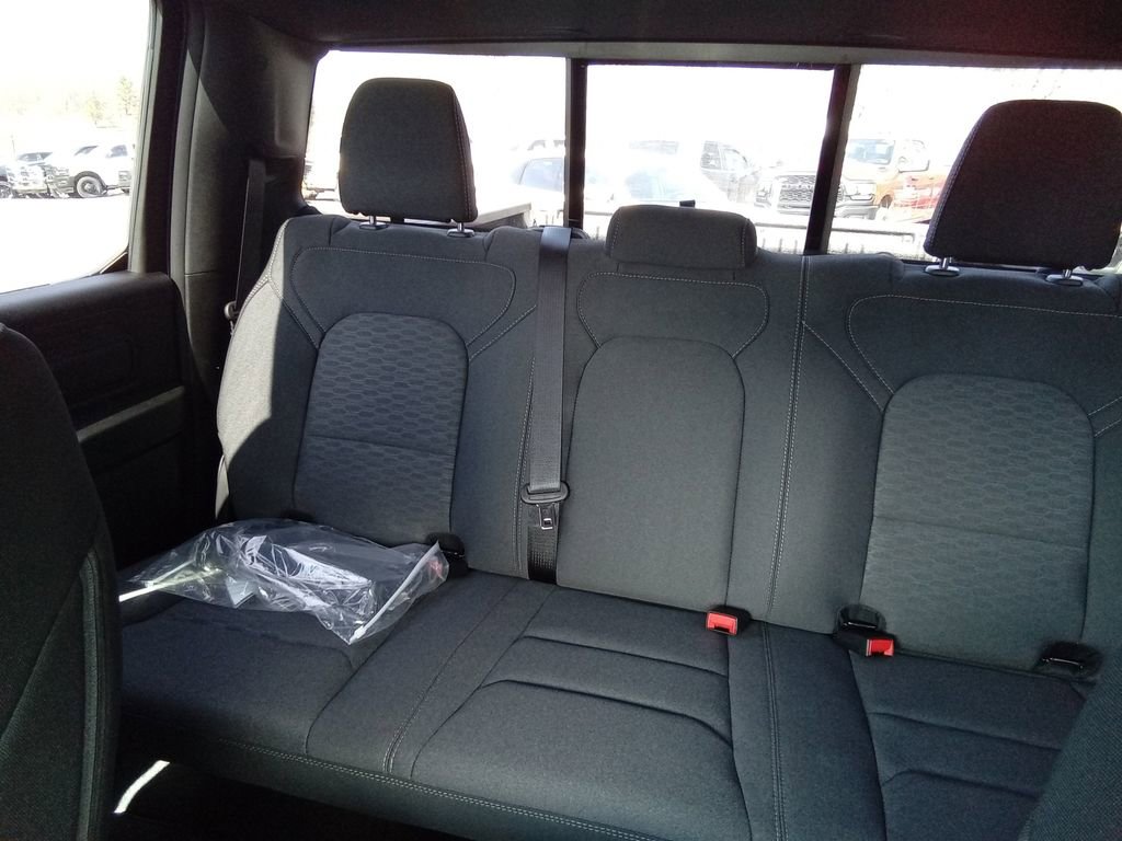 New 2026 RAM 1500 Express image 24