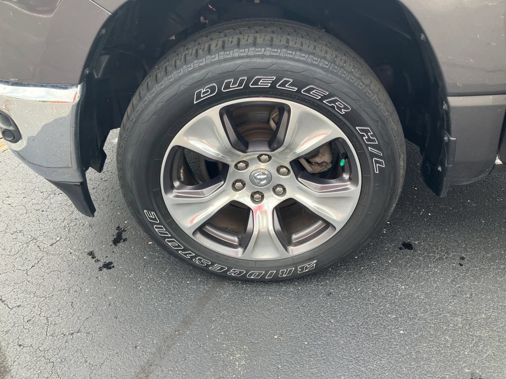 Used 2023 RAM 1500 Laramie AWD/4WD image 29