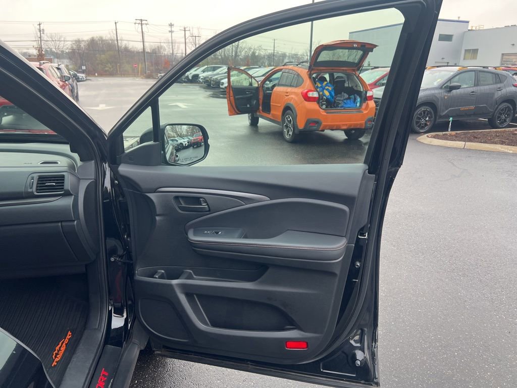 Used 2023 Honda Passport TrailSport image 45