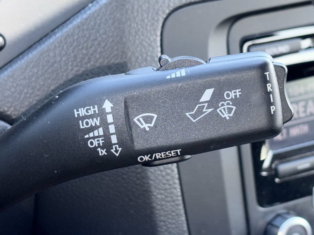 Used 2013 Volkswagen Jetta SE FWD image 11