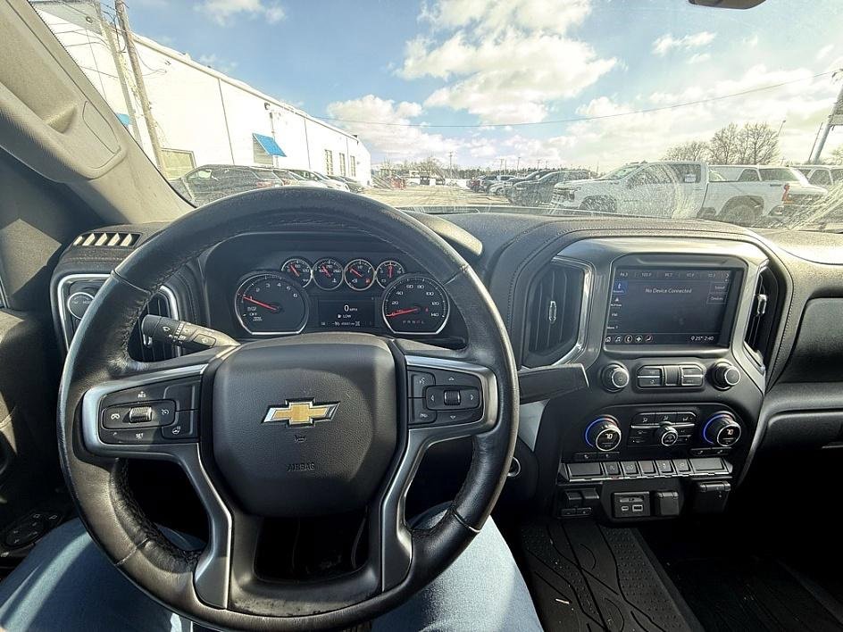 Used 2020 Chevrolet Silverado 1500 LT w/ All-Star Edition image 4