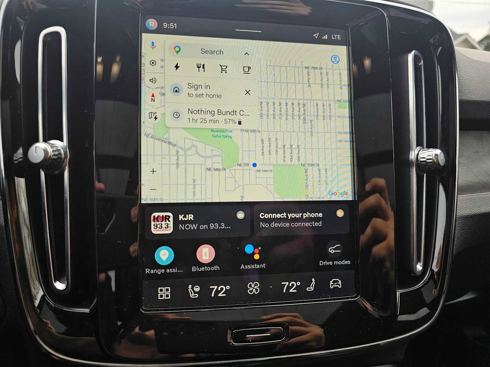 Certified 2023 Volvo XC40 Recharge Ultimate w/ Protection Package Premier image 29