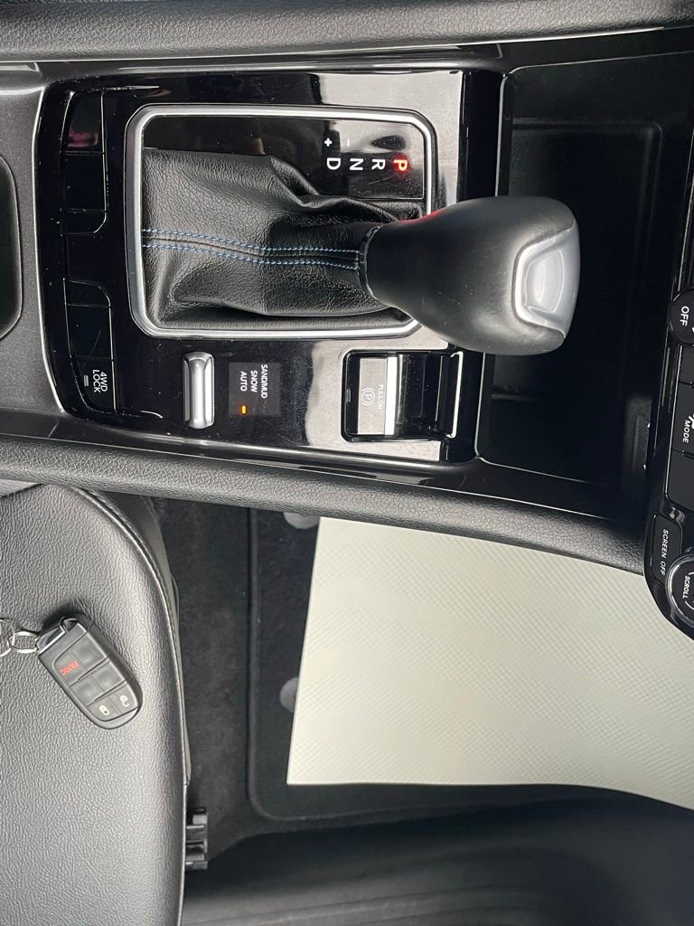 Certified 2022 Jeep Compass Latitude image 34