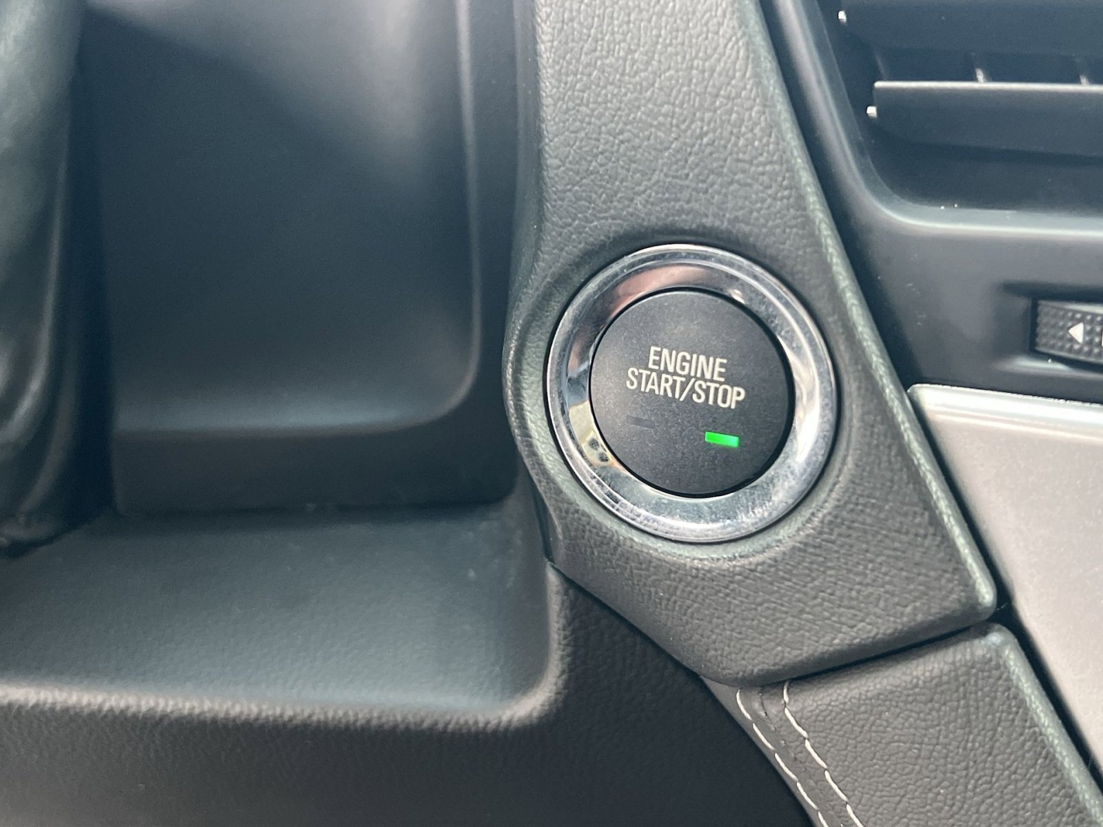 Used 2020 Chevrolet Tahoe Premier w/ Premier Plus Edition image 32