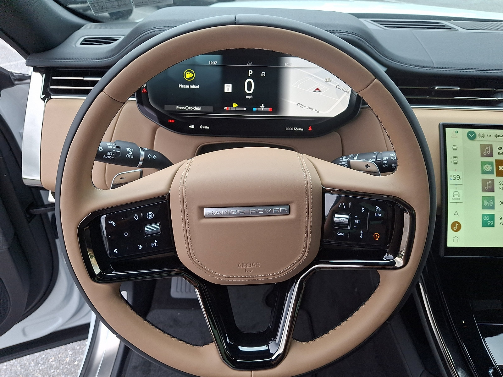New 2026 Land Rover Range Rover Sport Dynamic SE AWD/4WD image 17