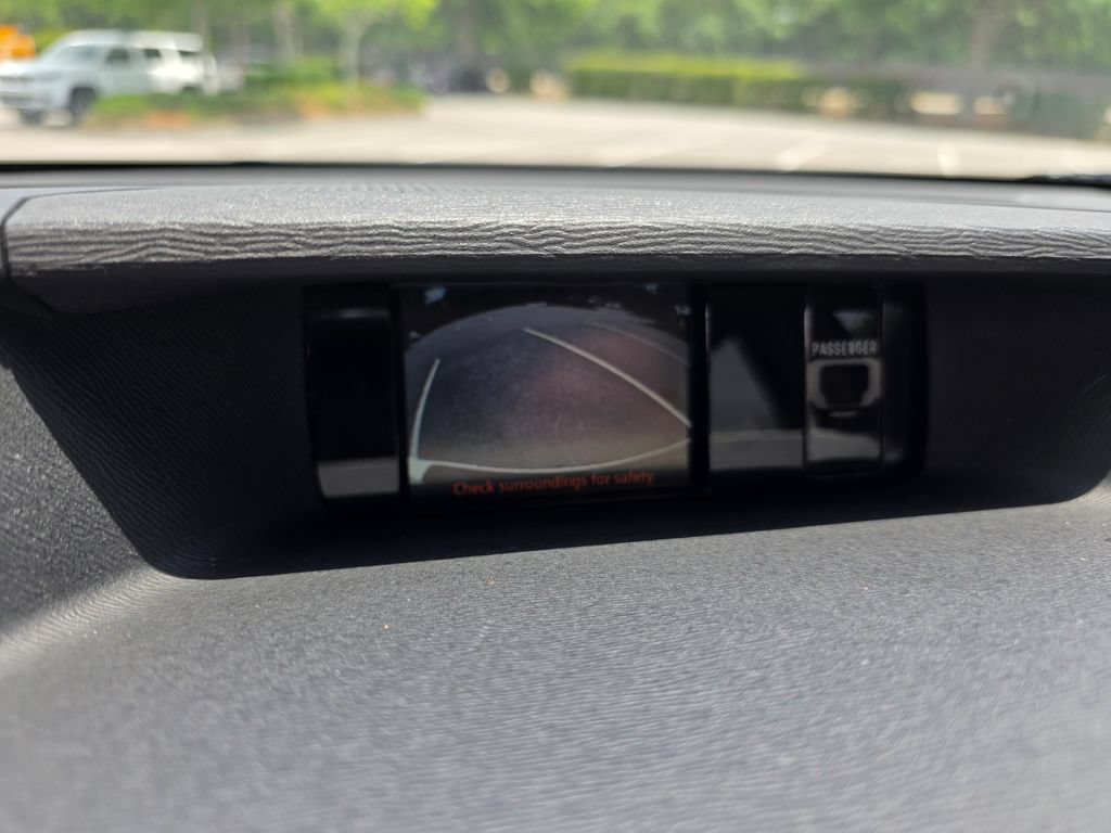 Used 2011 Toyota Sienna XLE FWD image 20